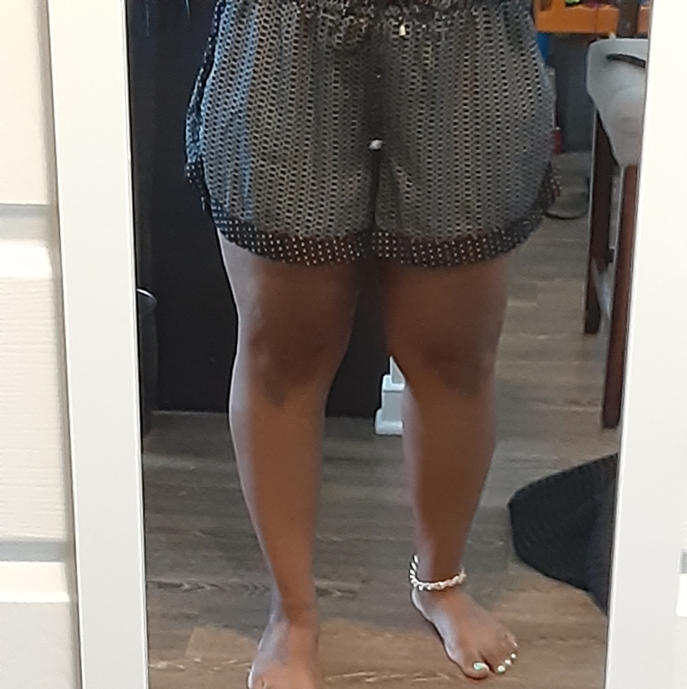 Shorts - Picture 4 of 4